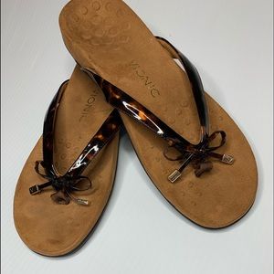 VIONIC Womens Bella 2 Thong Sandals size 10
